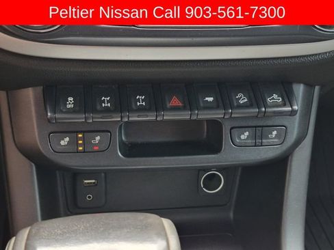 Used 2018 Chevrolet Colorado ZR2 AWD/4WD image 38