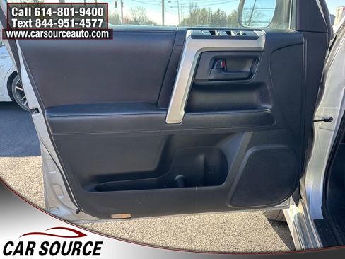 Used 2010 Toyota 4Runner Limited image 13