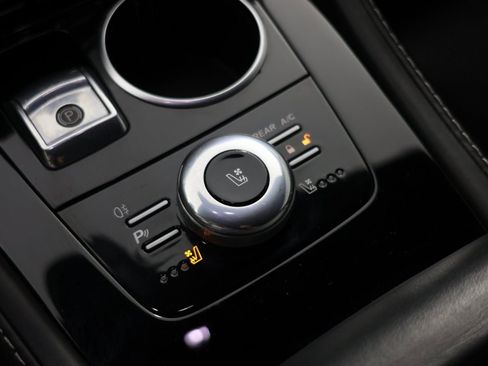 Used 2016 Aston Martin Rapide S image 7