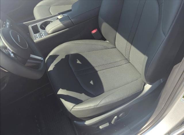 Certified 2025 Hyundai Sonata Limited FWD image 4