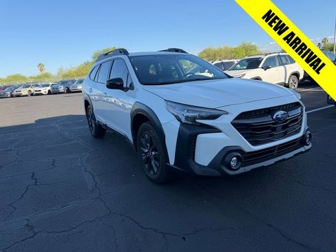 Used 2025 Subaru Outback Onyx Edition w/ Popular Package #2 AWD/4WD image 1