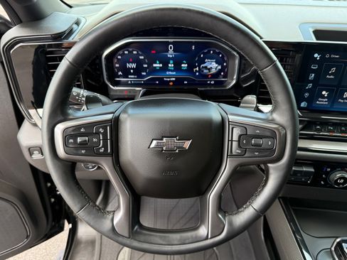 Used 2024 Chevrolet Silverado 1500 ZR2 AWD/4WD image 14