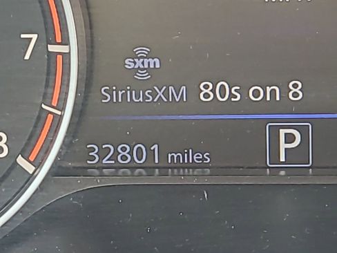 Used 2025 Nissan Altima 2.5 SV image 12