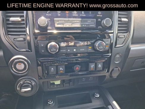 Used 2021 Nissan Titan PRO-4X w/ Pro-4x Convenience Package AWD/4WD image 16