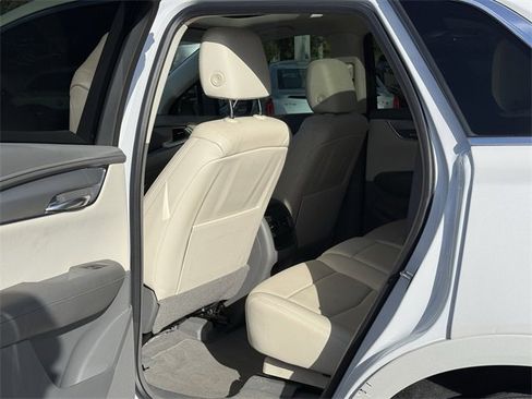 Used 2021 Cadillac XT5 Premium Luxury image 30