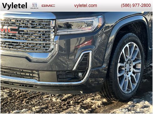 Used 2023 GMC Acadia Denali w/ Denali Technology Package image 6