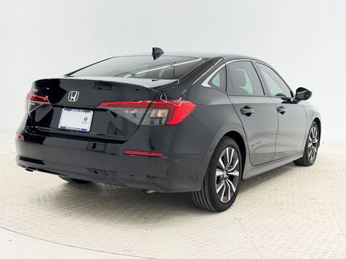 Used 2023 Honda Civic EX image 9