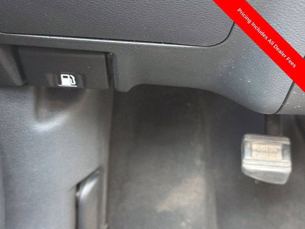 Used 2020 Nissan Sentra SR FWD image 19
