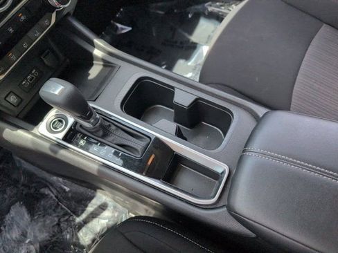 Used 2025 Nissan Sentra SV FWD image 23