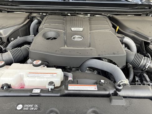 Certified 2024 Lexus GX 550 550 Overtrail+ image 34