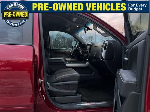 Used 2018 Chevrolet Silverado 1500 LT w/ All Star Edition image 36