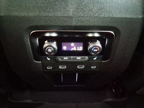 New 2026 GMC Yukon XL Denali w/ Advanced Technology Package AWD/4WD image 30