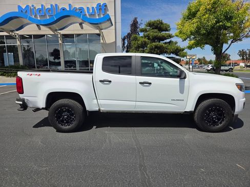 Used 2018 Chevrolet Colorado W/T w/ WT Convenience Package AWD/4WD image 2