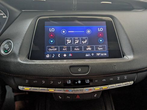 Used 2019 Cadillac XT4 Sport w/ LPO, Midnight Sport Package AWD/4WD image 9