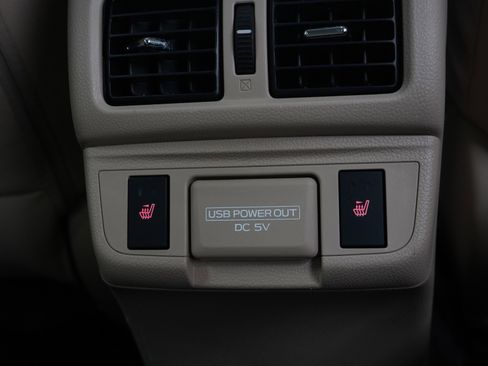 Used 2018 Subaru Outback 3.6R Limited image 13