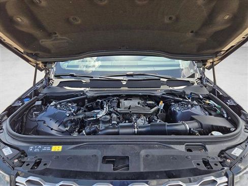 Certified 2025 Land Rover Discovery S AWD/4WD image 23