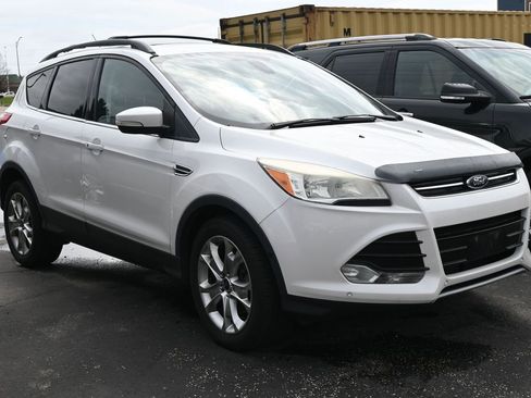 Used 2013 Ford Escape SEL image 2