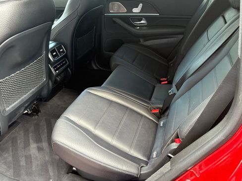 Used 2022 Mercedes-Benz GLS 450 4MATIC image 46