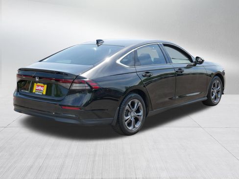 Certified 2023 Honda Accord EX image 7