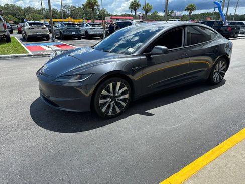 Used 2024 Tesla Model 3 Long Range AWD/4WD image 8