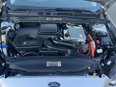 Used 2015 Ford Fusion S image 19