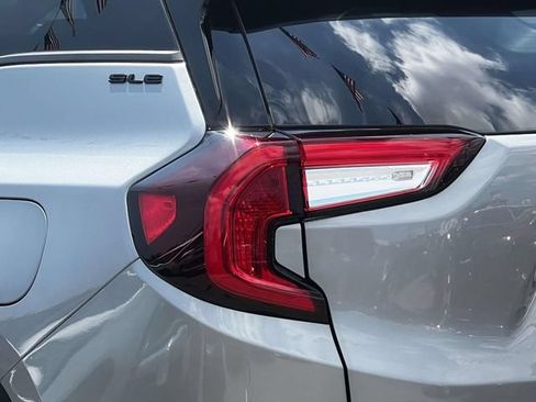 Used 2023 GMC Terrain SLE w/ Elevation Edition AWD/4WD image 11