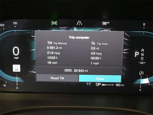 Used 2022 Volvo XC60 B6 R-Design w/ Protection Package Premier image 26