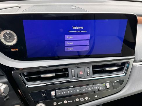 New 2025 Lexus ES 350 image 12