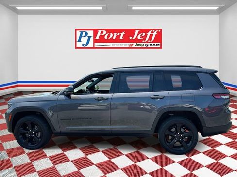 Used 2023 Jeep Grand Cherokee L Laredo AWD/4WD image 6