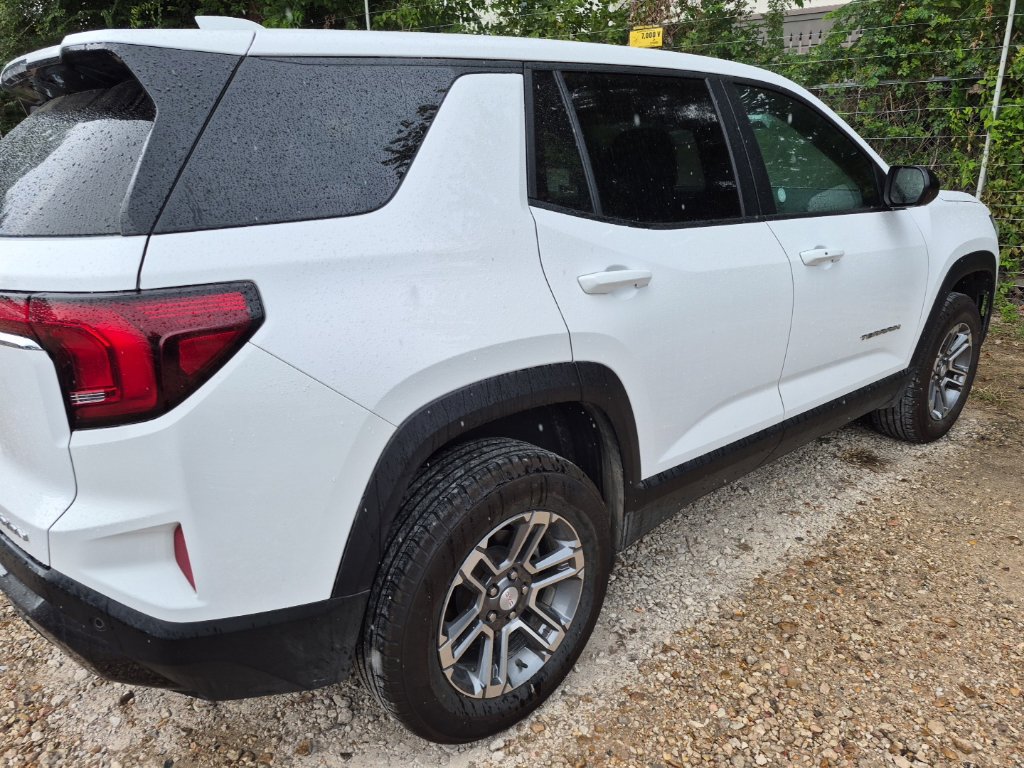 Used 2026 GMC Terrain Elevation FWD image 3