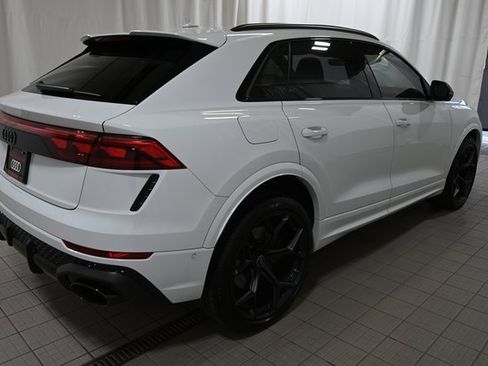 Used 2025 Audi RS Q8 performance image 14