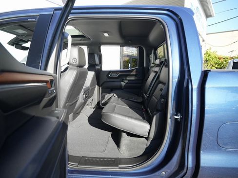 Used 2023 GMC Sierra 1500 Denali w/ Denali Reserve Package image 18