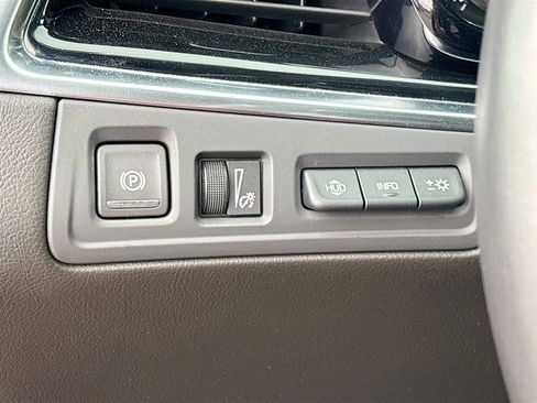 Used 2024 Cadillac XT6 Sport w/ Technology Package image 10