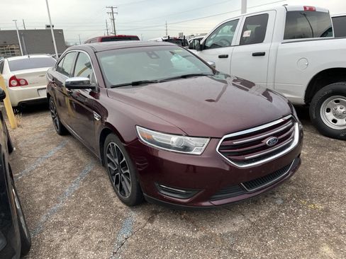 Used 2019 Ford Taurus Limited image 19