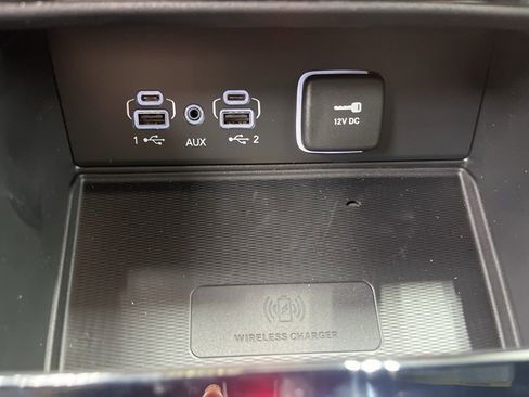 New 2025 Jeep Grand Cherokee Altitude image 17