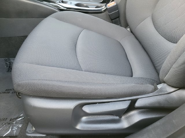 Used 2021 Toyota Corolla LE FWD image 16