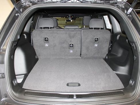 New 2025 Jeep Grand Cherokee Laredo X w/ Luxury Tech Group I image 31