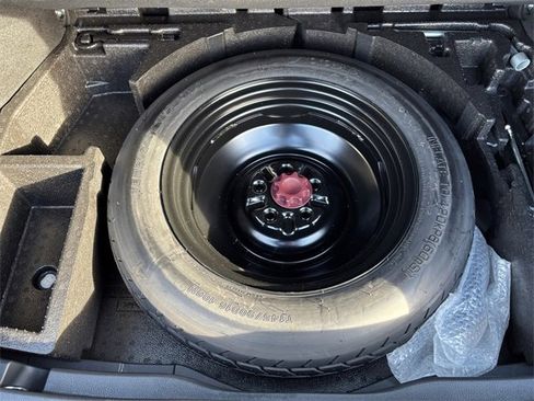 Used 2021 Toyota C-HR Nightshade image 30