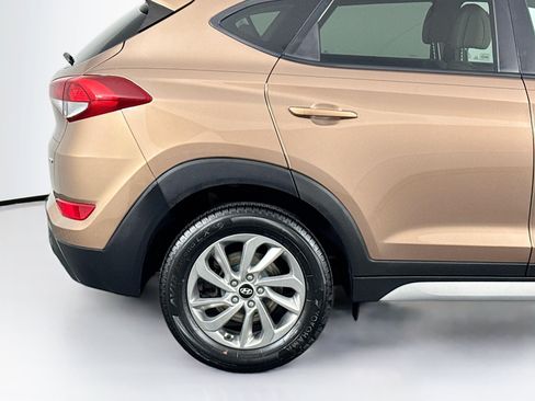 Used 2017 Hyundai Tucson SE w/ SE Popular Package 02 AWD/4WD image 38