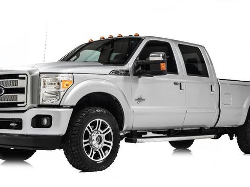 Used 2016 Ford F350 Platinum AWD/4WD image 2