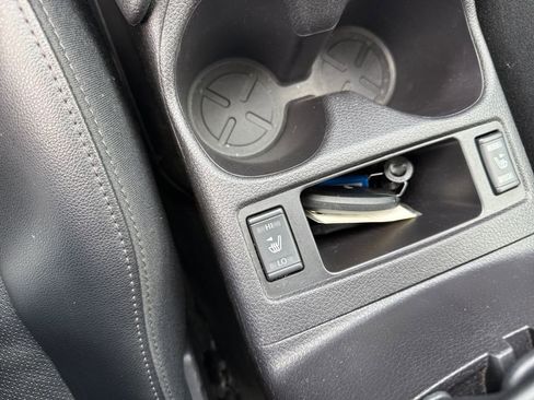 Used 2016 Nissan Rogue SL w/ SL Premium Package image 19