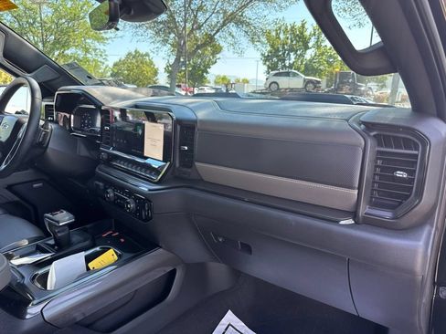 Used 2023 Chevrolet Silverado 1500 ZR2 w/ Technology Package AWD/4WD image 14
