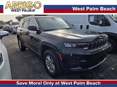 Used 2023 Jeep Grand Cherokee Laredo