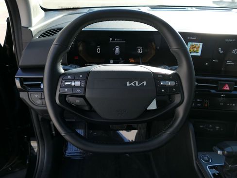 Certified 2026 Kia Sportage EX w/ EX Panorama Roof Package image 17