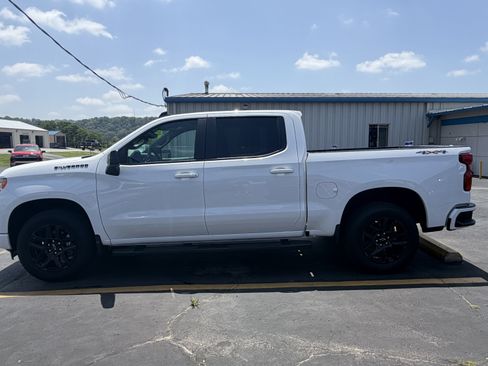 Used 2026 Chevrolet Silverado 1500 RST w/ LPO, Dark Essentials Package AWD/4WD image 2