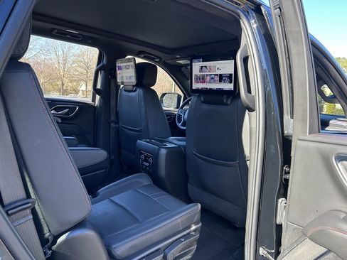 Used 2024 Chevrolet Tahoe RST w/ Luxury Package image 57