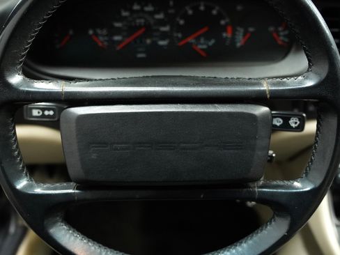 Used 1986 Porsche 944 Turbo image 35