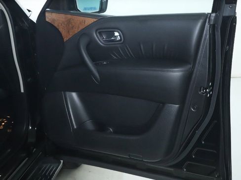 Certified 2022 Nissan Armada SL AWD/4WD image 38