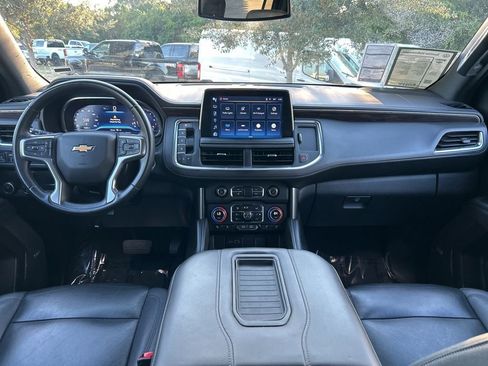 Used 2023 Chevrolet Suburban LT image 10