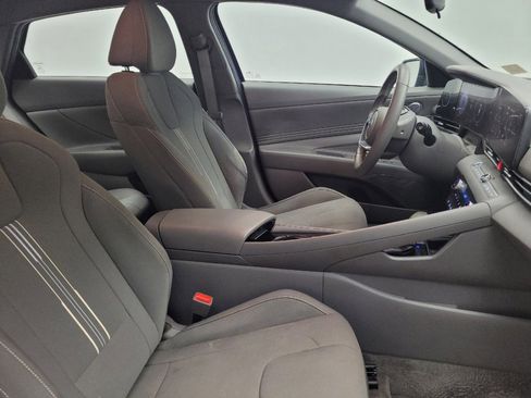 Used 2023 Hyundai Elantra SEL w/ Convenience Package FWD image 21
